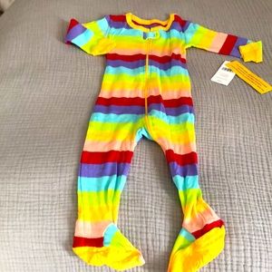 Leveret baby pajamas